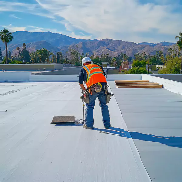 Why Oak Park Roofing Pros Is the Flat Roofing Choice in Oak Park, IL?