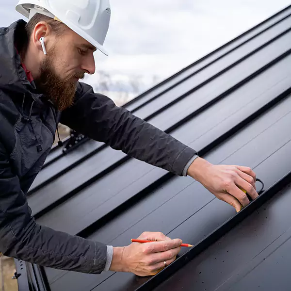 Why Oak Park Property Owners Choose Oak Park Roofing Pros for Tin Roof Repair service?